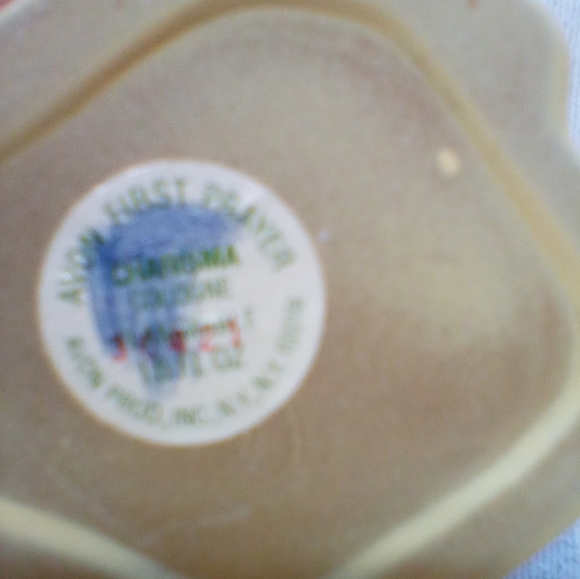 Vintage Avon Collectible First Prayer Figurine Perfume with Cologne. 3oz Bottle - Picture 3 of 4